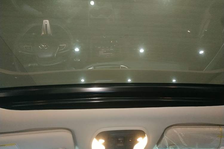 Used Infiniti QX50 2018 2.0T Two-Wheel-Drive Elite Edition
