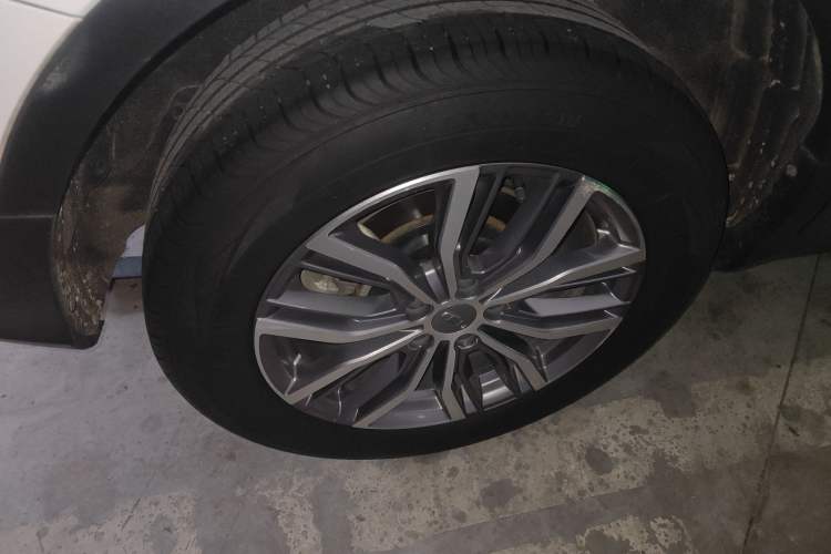 Used Geely Auto Emgrand X7 Sport 2020 1.8TD DCT Smart PRO Right Rear Wheel Hub