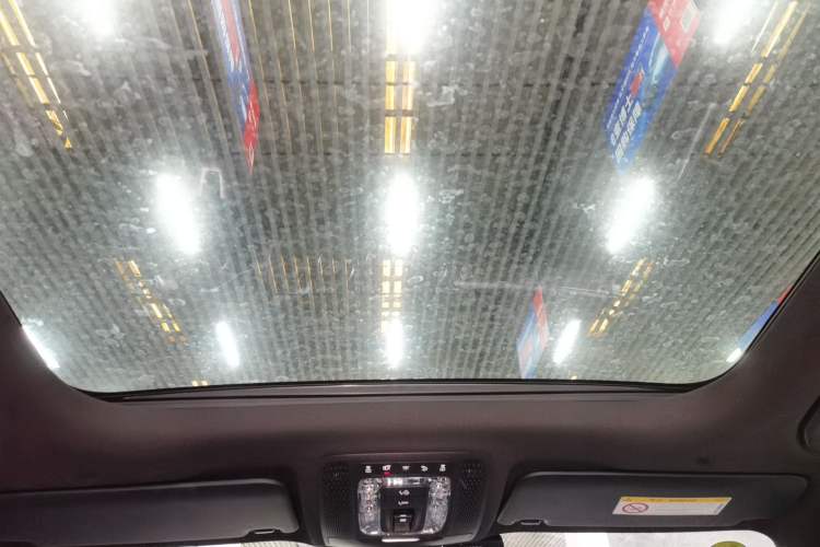 Used Mercedes-Benz GLB 2020 GLB 200 Dynamic Edition Headliner