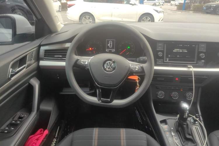 Used Volkswagen Lavida 2019 1.5L Automatic Vision Edition China VI Standard Steering Wheel