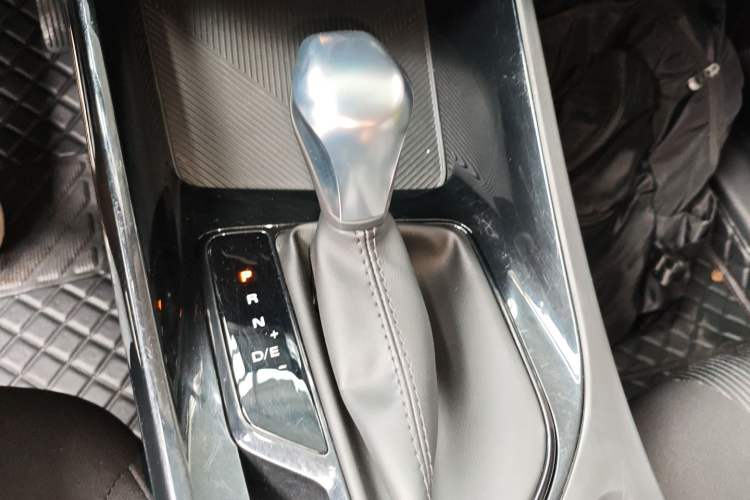 Used Roewe i5 2021 1.5L CVT Platinum Edition