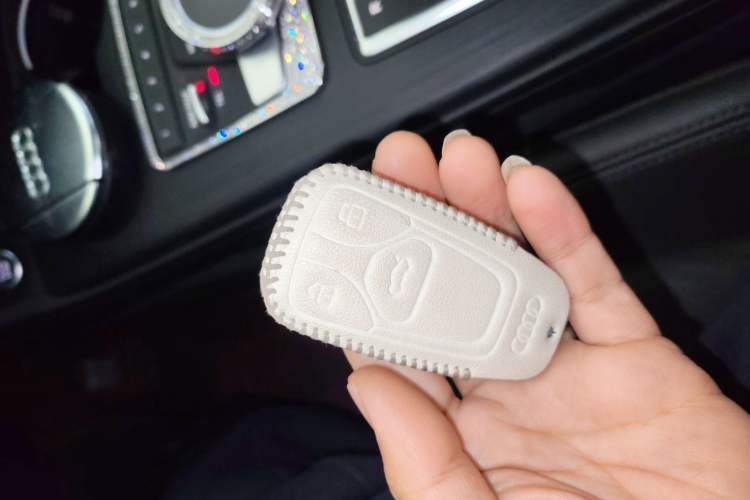 Used Audi A4L 2019 40 TFSI Fashion Edition China VI Emission Standard