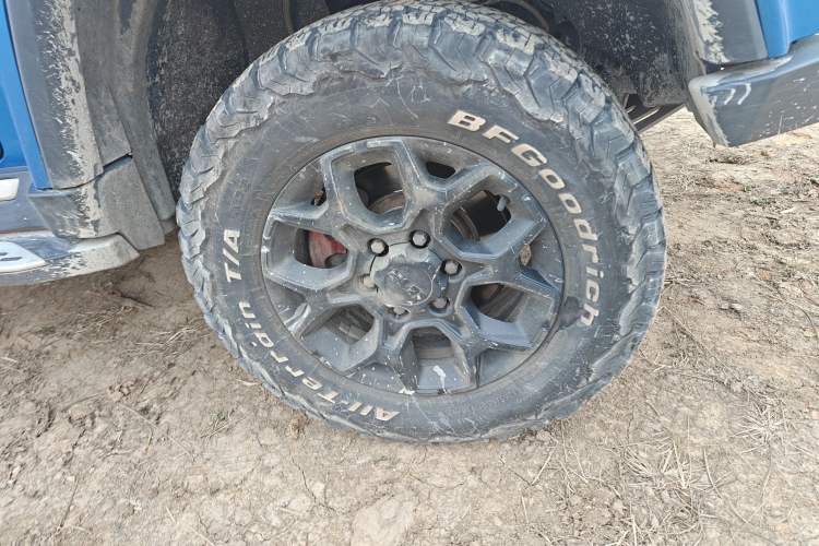 Used BAIC Off-Road BJ40 2018 40L 2.0T Manual Diesel Four-Wheel Drive Prestige Edition
