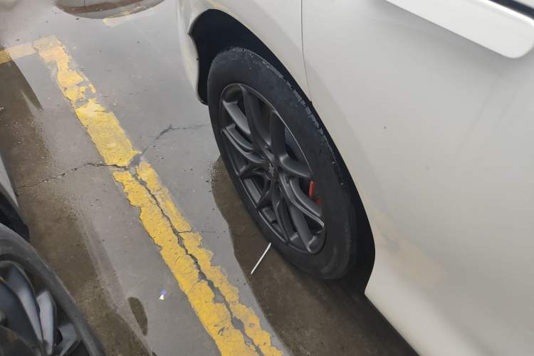 Used IM LS6 2025 Lingxi Intelligent Driving Edition Exterior 5