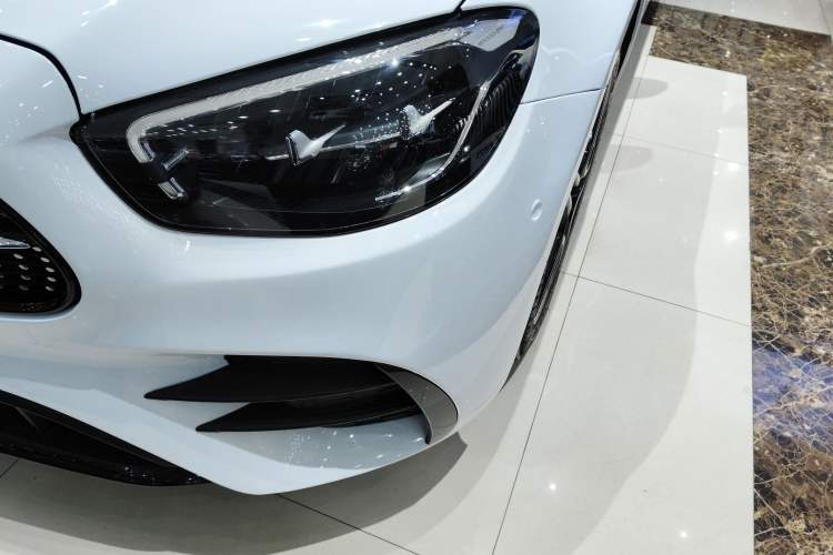 Used Mercedes-Benz E-Class (Import) 2021 E 260 Stylish Sports Edition