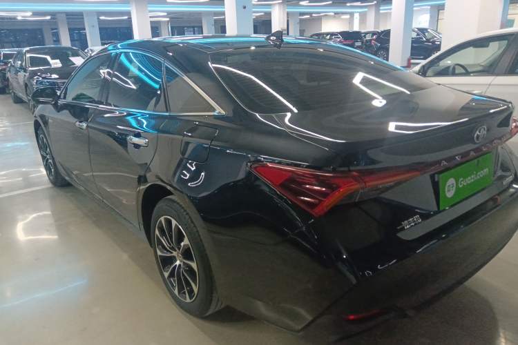Used Toyota Avalon 2022 Dual-Engine 2.5L Luxury Edition
