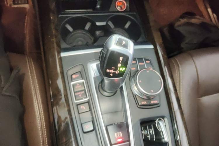 Used BMW X5 2018 xDrive28i
