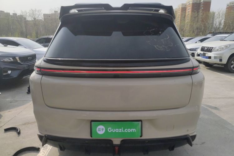 Used Li Auto L8 2023 Pro Model Rear