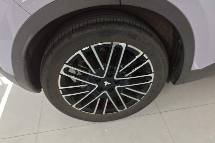 Used firefly 2025 Illuminated Edition
