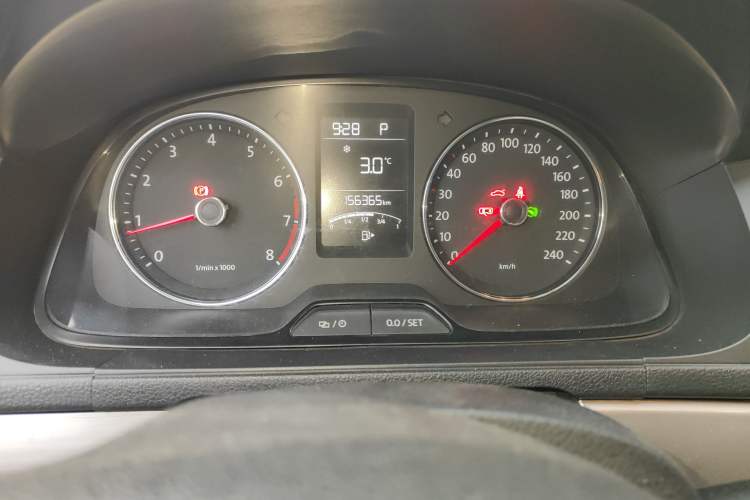 Used Volkswagen Lavida 2013 Restyled Classic 1.6L Automatic Comfort Edition Instrument Cluster