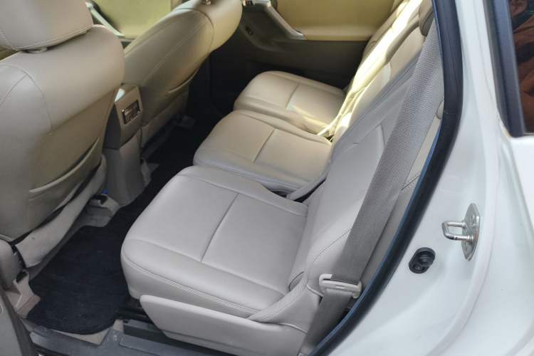 Used Toyota Verso 2014 Starlight 180E CVT Elite Edition
