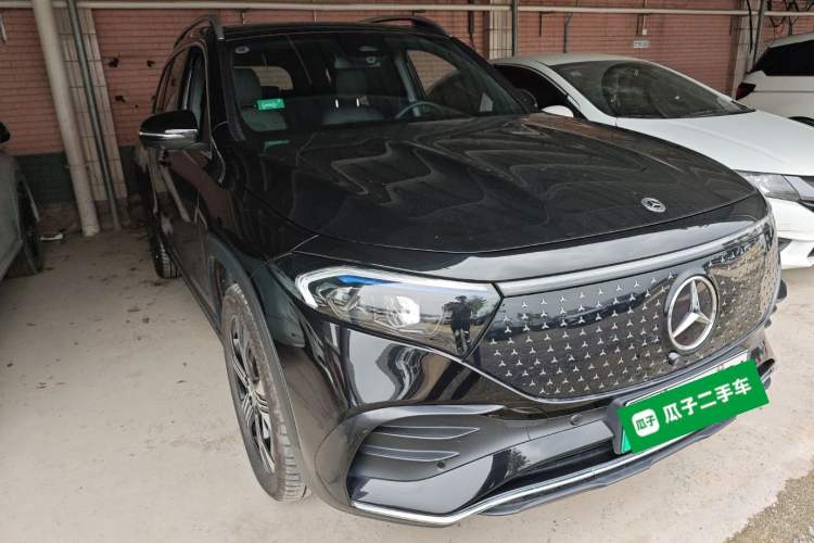 Used Mercedes-Benz EQB 2024 EQB 350 4MATIC Exterior 1