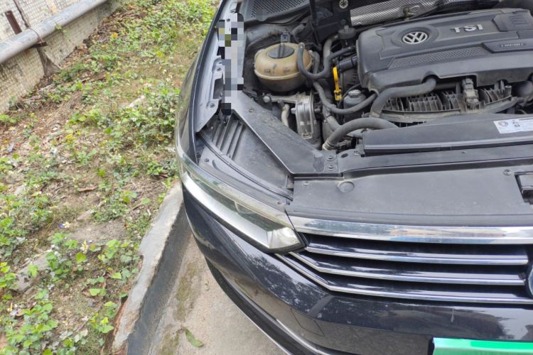 Used Volkswagen Magotan 2018 Facelift 330TSI DSG Luxury Model Right Front Headlight