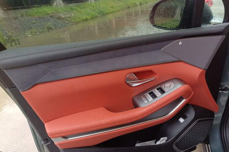 Used BYD Tang L 2025 EV 600KM All-Wheel-Drive LiDAR Flagship Model