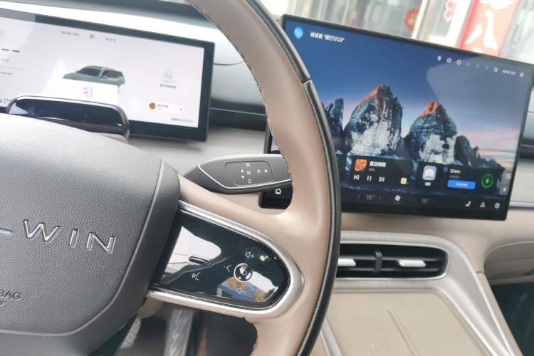 Used Chery Fengyun T8 2025 1.5T 130km Deluxe Version 5 Seats Gear Lever