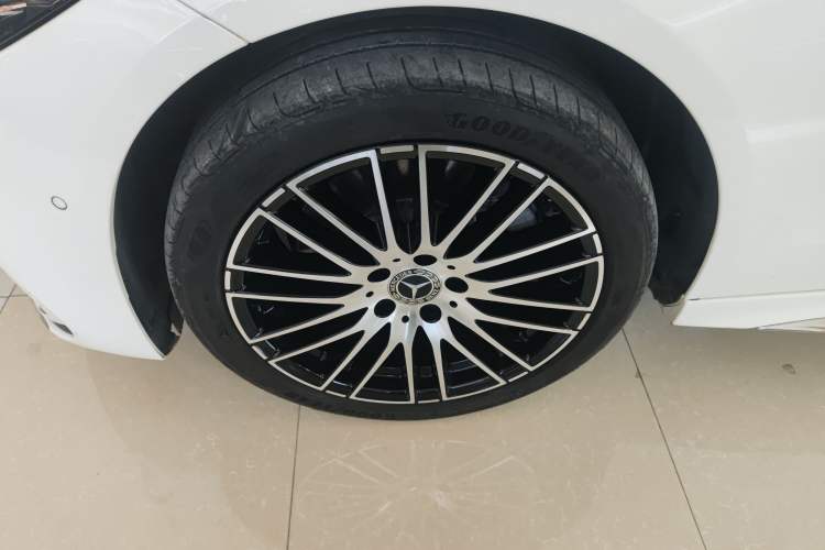 Used Mercedes-Benz C-Class 2023 Restyled C 260 L Sport Edition
