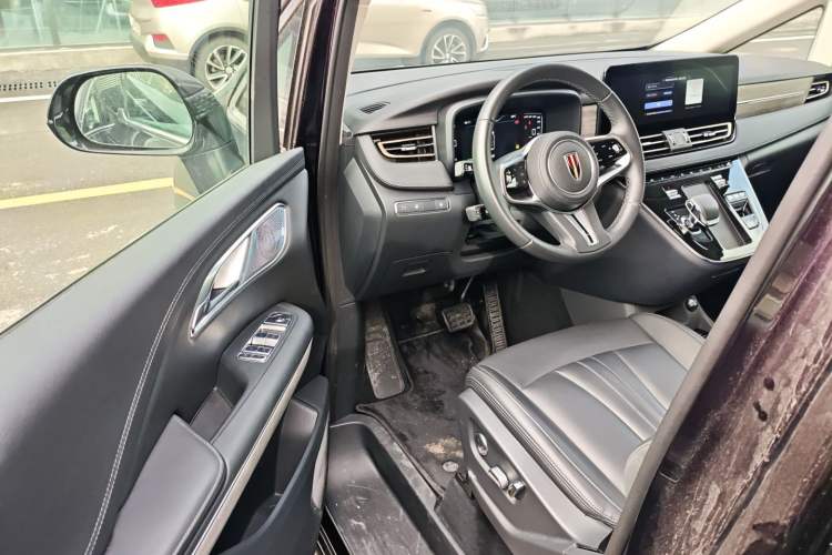 Used Hongqi HQ9 PHEV 2024 2.0T Four-Wheel Drive Business Edition Driver Seat