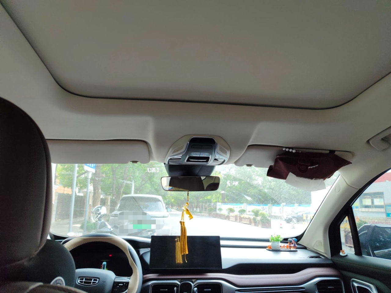 Geely Auto Haoyue 2022 1.8TD DCT Luxury 7-Seater — снимка 18
