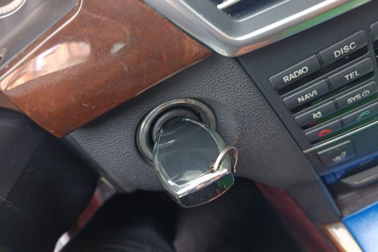 Used Mercedes-Benz E-Class 2011 E 200 L CGI Elegant Model
