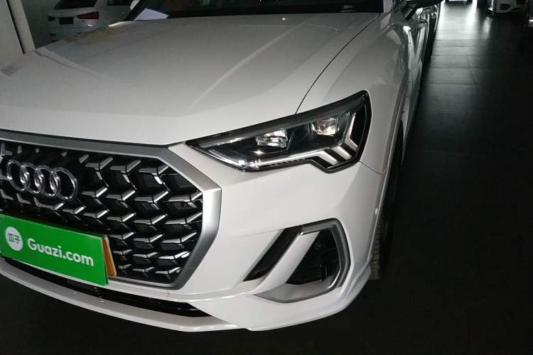 Used Audi Q3 2024 35 TFSI Fashion Dynamic Edition
