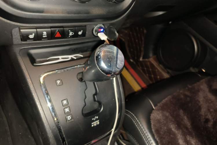 Used Jeep Compass 2012 2.4L Four-Wheel Drive Urban Edition
