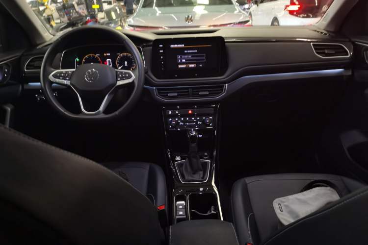 Used Volkswagen Tharu 2025 NewRui 300TSI Prestige Edition
