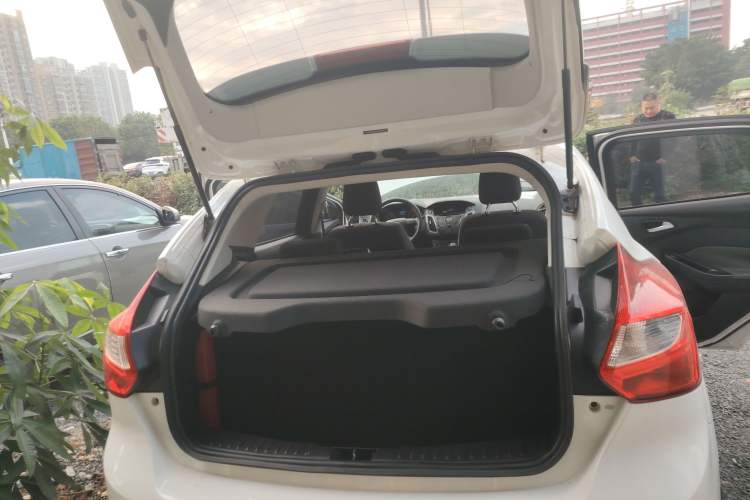 Used Ford Focus 2012 Hatchback 1.6L Automatic Comfort Model