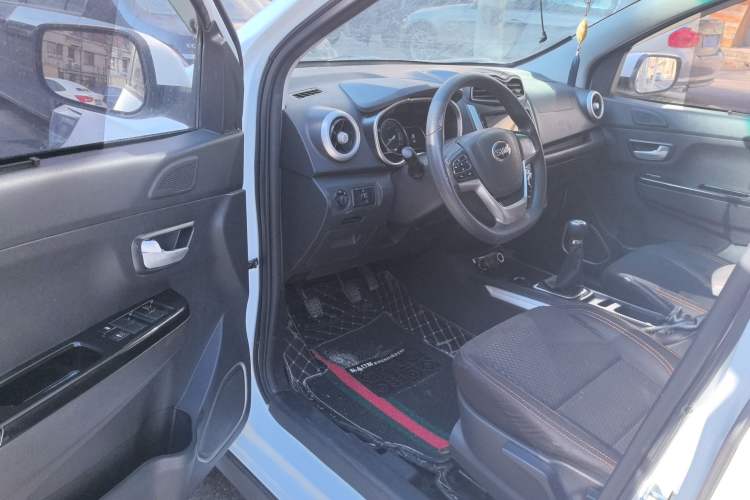 Used SWM X3 2020 1.5L Manual Value Edition 7 Seats
