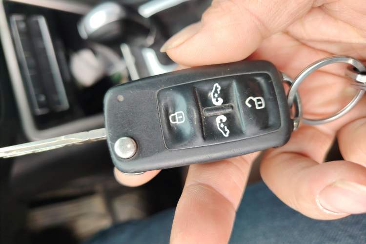 Used Volkswagen Sharan 2014 2.0 TSI Comfort Model
