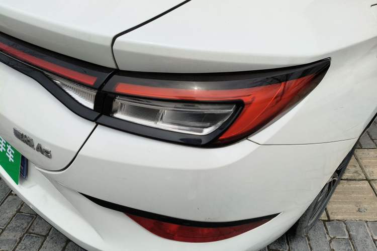 Used JAC Group J7 2020 1.5T CVT Elite Model Right Rear Taillight