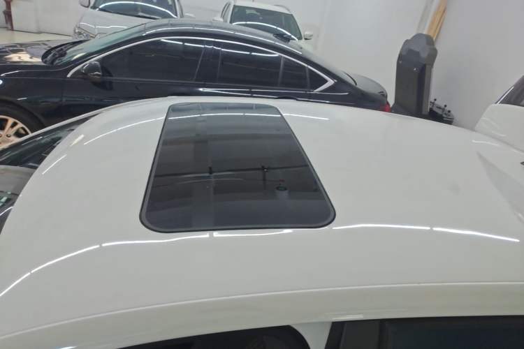 Used Volkswagen Polo 2018 1.5L Automatic Enjoyment Model Roof