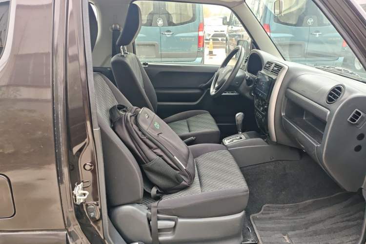 Used Suzuki Jimny 2015 1.3 AT JLX