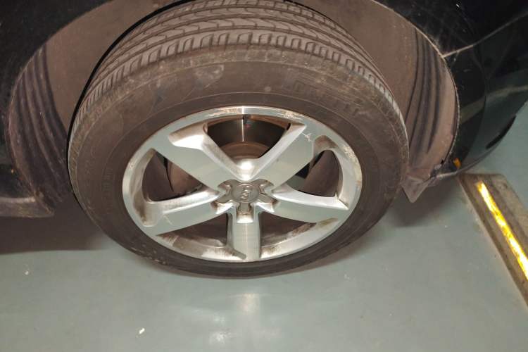 Used Audi Q5 2016 40 TFSI Technology Edition Right Front Wheel Hub