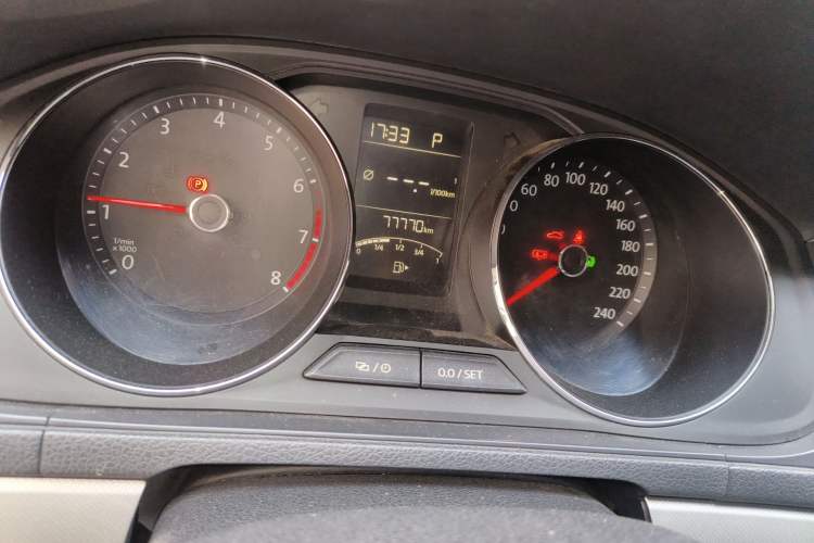 Used Volkswagen Lavida 2017 1.6L Automatic Comfort Edition
