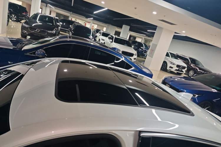 Used Cadillac CT5 2023 28T Luxury Edition (Standard Version) Roof