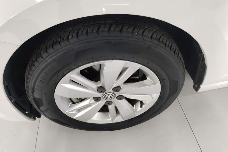 Used Volkswagen Polo 2019 Plus 1.5L Automatic Panoramic Enjoyment Edition Left Front Wheel Hub