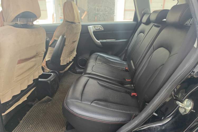 Used Haval H6 2015 Upgraded Model 1.5T Manual Two-Wheel Drive Elite Version