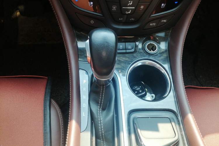 Used Buick Envision 2014 28T All-Wheel-Drive Versatile Sports Flagship Edition
