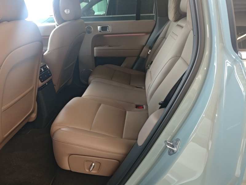Used Li Auto L6 2025 Max Smart Refresh Edition — 17