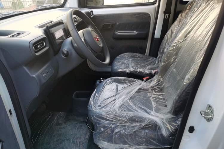 Used Wuling Zhiguang New Energy 2025 Standard Model
