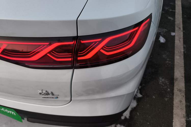 Used BYD Qin L 2025 DM-i Smart Drive 80KM Superior Model
