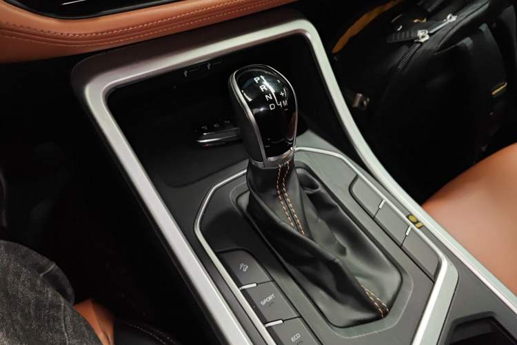 Used Geely Auto Vision X6 2020 1.4T CVT Luxury Edition