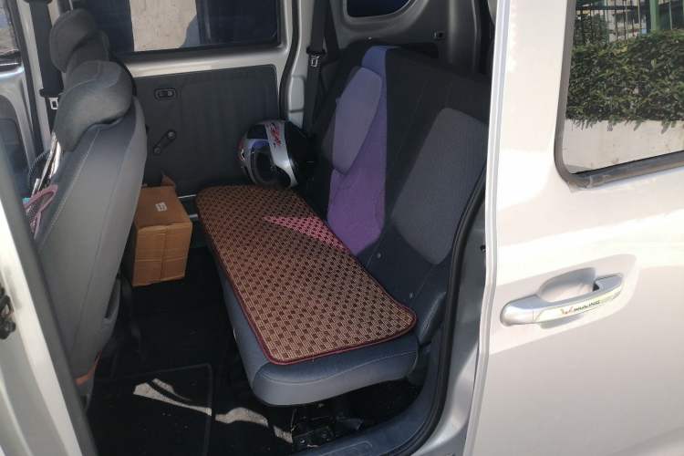 Used Wuling Zhiguang New Energy 2025 Standard Model