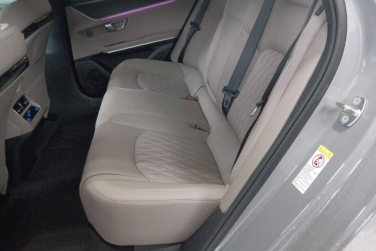 Used BYD Han 2025 DM-i Intelligent Driving Edition 125KM LiDAR Flagship Model Left Rear Seat