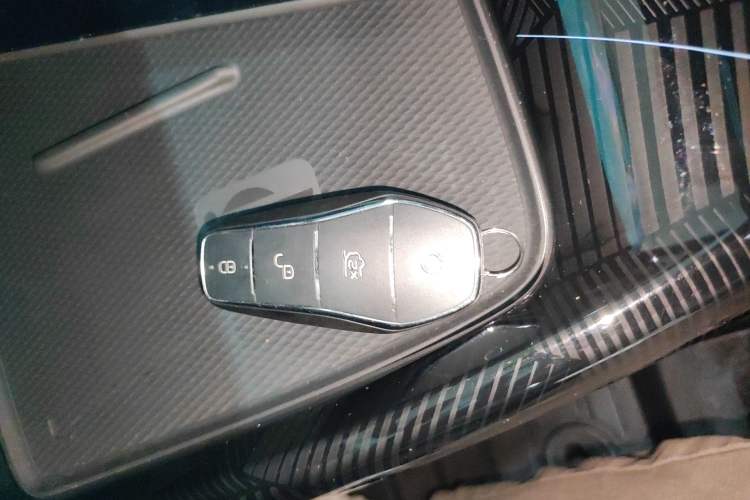 Used BYD Seal 2022 550 km Standard Range Rear-Wheel Drive Prestige Version
