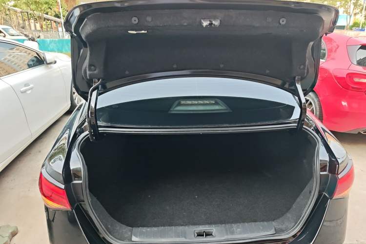 Used Nissan Sylphy 2022 1.6L XL CVT Enjoyment Edition Trunk