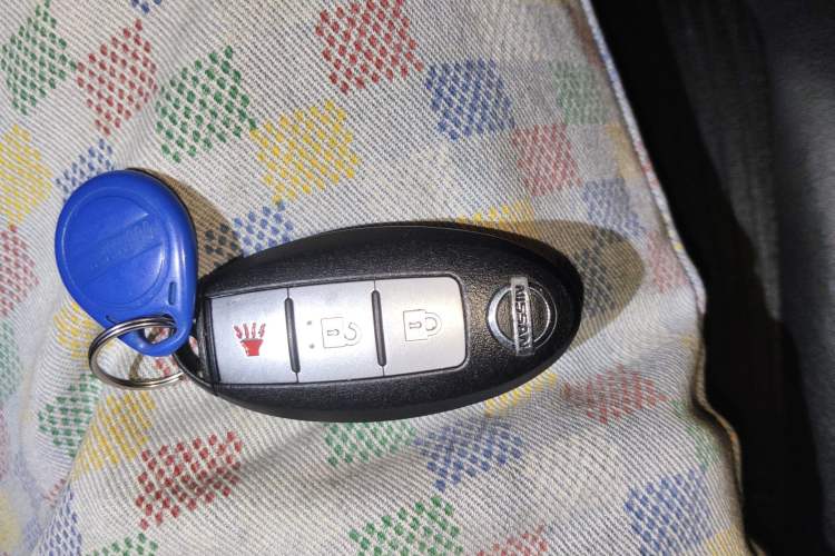 Used Nissan Tiida 2011 1.6L CVT Smart Version