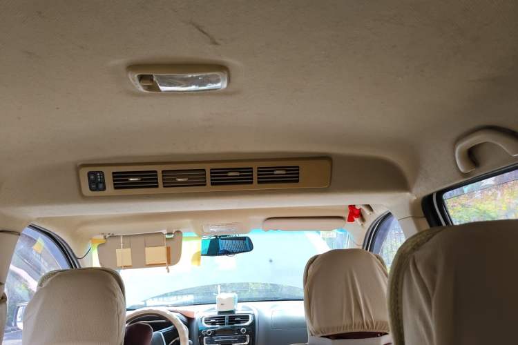 Used Jinbei 750 2016 1.5L Luxury Model Headliner