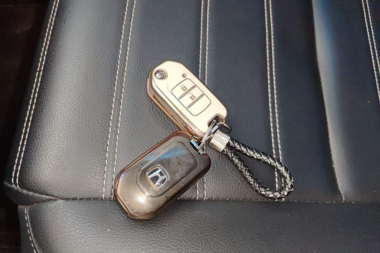 Used Honda CR-V 2021 240TURBO CVT 2WD Comfort Version