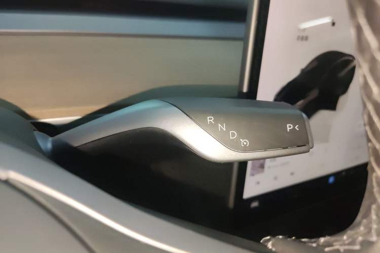 Used Tesla Model Y 2022 Rear-Wheel-Drive Version